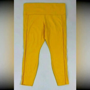 Nike Dri Fit yoga 3/4 crop legging